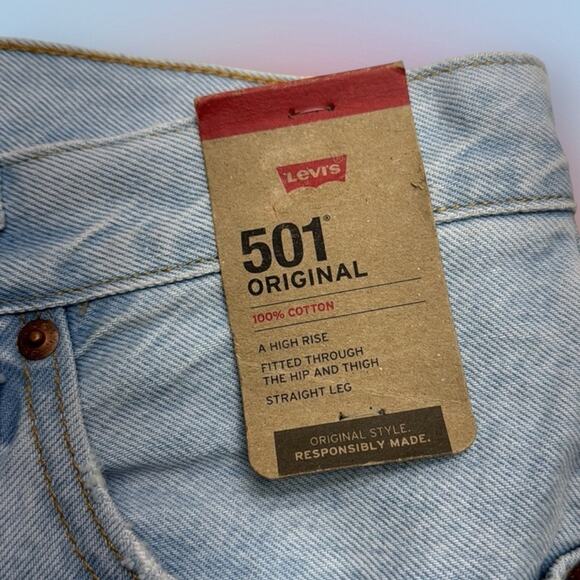 LEVI’S 501 Women’s 32 x 30 High Rise BUTTON FLY Straight Leg Blue Jeans - Picture 4 of 4